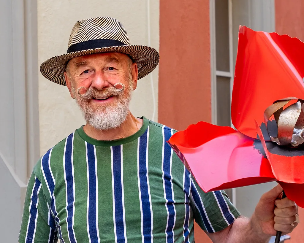 A man in a hat, street portrait